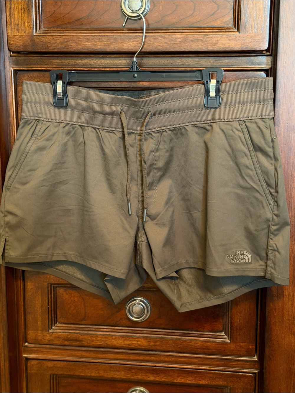 The North Face Taupe Green Women's Athletic Shorts NWT